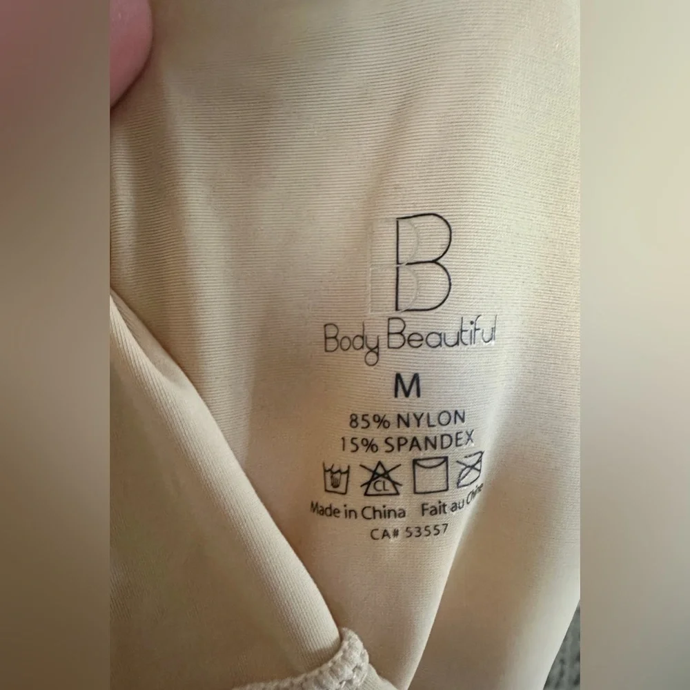 NWT‎ Body Beautiful Shapewear Body Suit With Lace Womens Medium